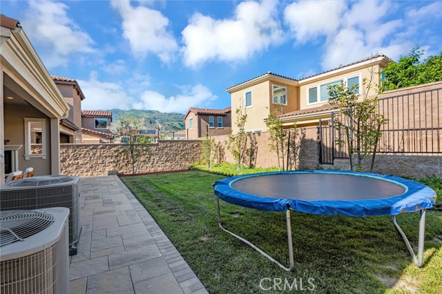 12060 N Azurita Court, Porter Ranch CA: https://media.crmls.org/medias/db4182f9-9f66-4239-997b-7fd40d9cbcb6.jpg