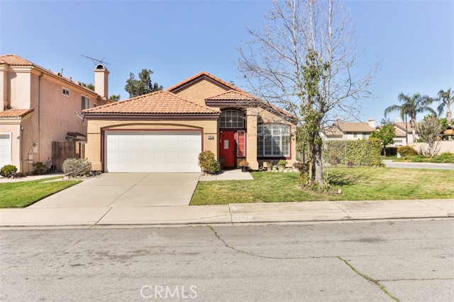 8058 Sorrento St, Fontana, CA 92336