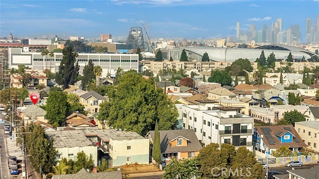 Detail Gallery Image 14 of 15 For 732 W 41st Dr, Los Angeles,  CA 90037 - – Beds | – Baths