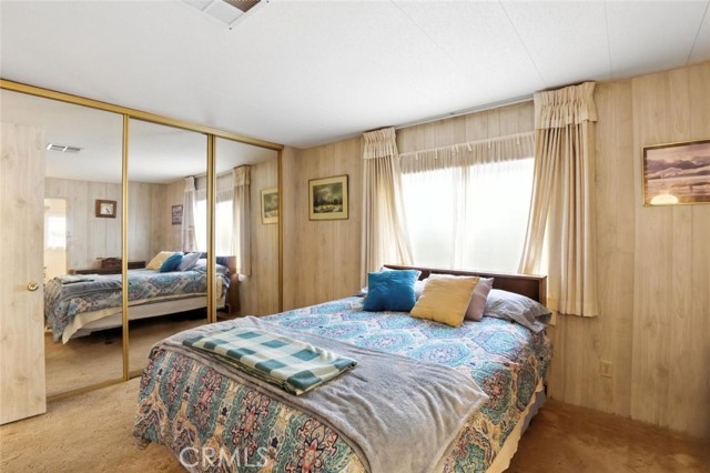1 Driftwood Trail, Half Moon Bay CA: https://media.crmls.org/medias/db42f3af-9b1d-452e-b733-0a648f951793.jpg