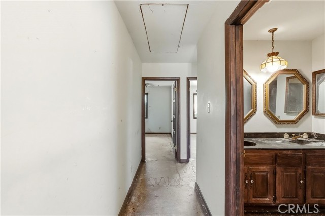 Detail Gallery Image 28 of 45 For 11560 Darling Rd, Agua Dulce,  CA 91390 - 4 Beds | 3 Baths