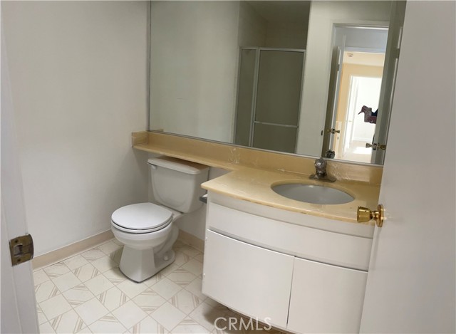 Detail Gallery Image 10 of 30 For 7311 Kester, Van Nuys,  CA 91405 - 2 Beds | 3 Baths