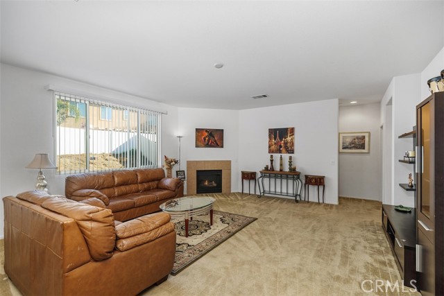 Detail Gallery Image 11 of 19 For 30312 Carob Tree Cir, Menifee,  CA 92584 - 3 Beds | 2 Baths