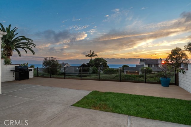 Detail Gallery Image 2 of 29 For 33565 via Corvalian #11,  Dana Point,  CA 92629 - 3 Beds | 2/1 Baths