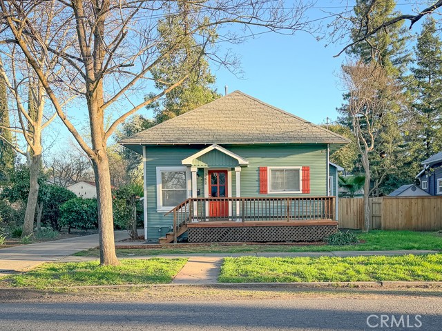Detail Gallery Image 7 of 41 For 243 W 3rd Avenue, Chico,  CA 95926 - 3 Beds | 2 Baths