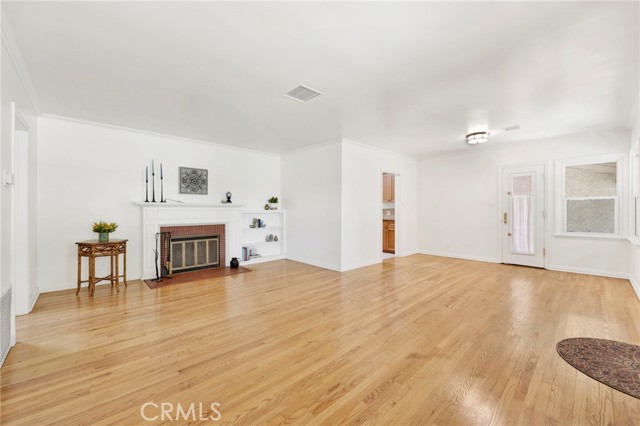 Detail Gallery Image 7 of 31 For 1202 Bruce Ave, Glendale,  CA 91202 - 2 Beds | 2 Baths