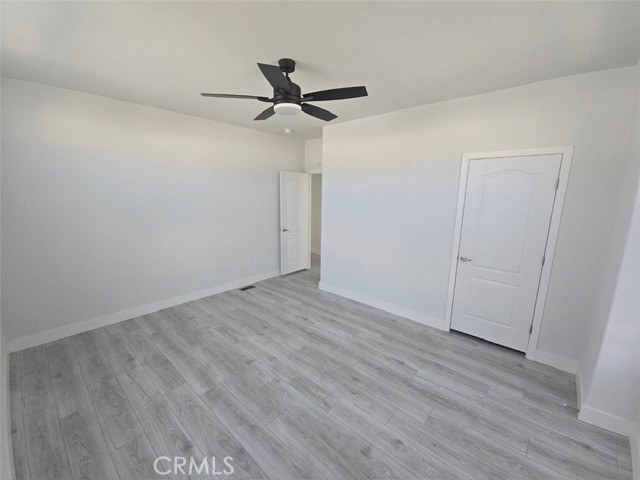 21500 Lassen, Chatsworth CA: https://media.crmls.org/medias/db44a519-a7eb-4839-91fd-0ffb6f22fb5e.jpg