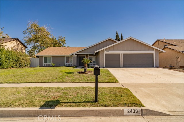 Detail Gallery Image 1 of 1 For 2439 N Teakwood Ave, Rialto,  CA 92377 - 4 Beds | 2 Baths