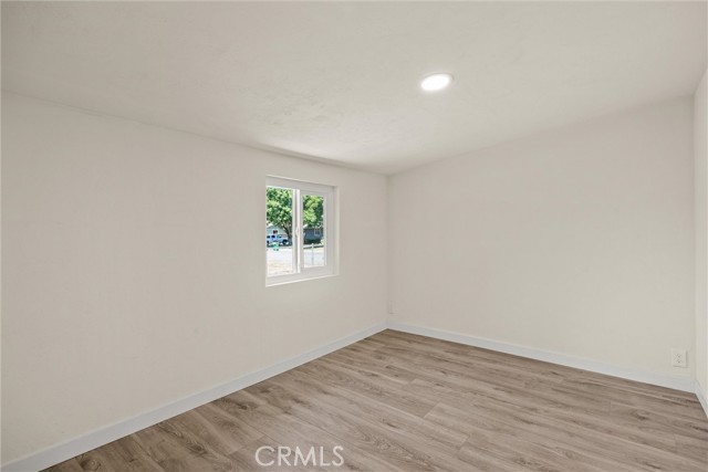 454 F St, Biggs CA: https://media.crmls.org/medias/db44bade-e2d7-4477-b002-3527c17d0073.jpg