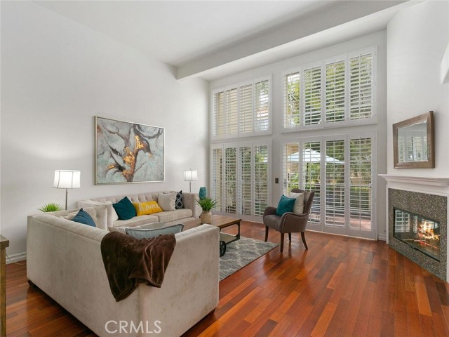 Detail Gallery Image 6 of 30 For 6051 Shadowbrook Cir, Huntington Beach,  CA 92648 - 2 Beds | 2/1 Baths