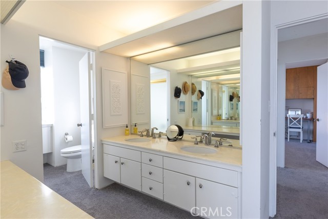 2999 E Ocean Blvd, Long Beach CA: https://media.crmls.org/medias/db45b452-2d7d-47ab-bdda-549c09d97e21.jpg