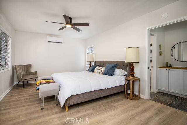 4574 Avenida Del Sol, Joshua Tree CA: https://media.crmls.org/medias/db45b718-89ef-41ff-a228-f1667bd2597d.jpg