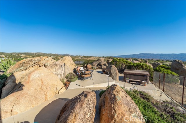 Detail Gallery Image 25 of 75 For 42955 Irons Rd, Aguanga,  CA 92536 - 5 Beds | 5 Baths