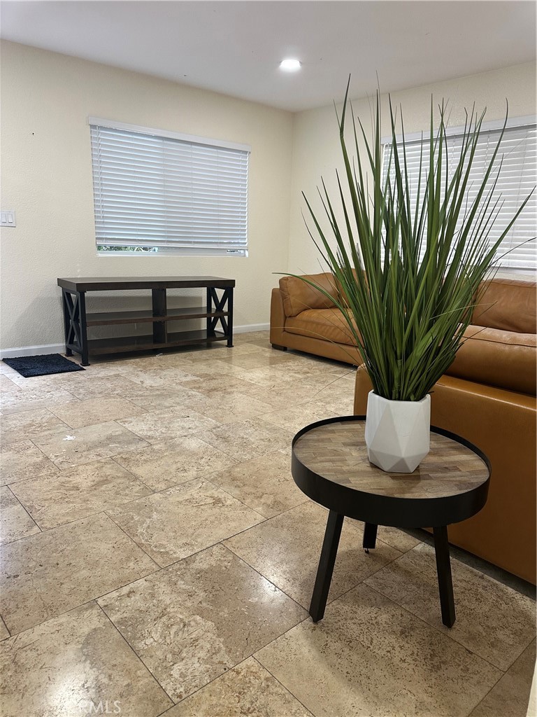 MLS #DW25268843 image #13