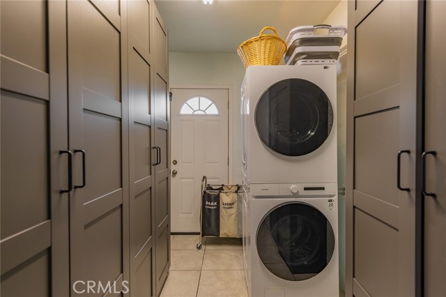 Detail Gallery Image 33 of 36 For 1682 Darnell Ct, Camarillo,  CA 93010 - 3 Beds | 2 Baths