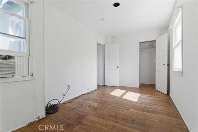 Detail Gallery Image 23 of 25 For 2004 Echo Park Ave, Los Angeles,  CA 90026 - 6 Beds | 3 Baths