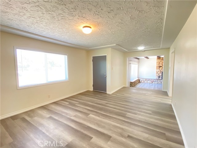 Detail Gallery Image 3 of 14 For 24455 Eucalyptus Ave, Moreno Valley,  CA 92553 - 3 Beds | 1/1 Baths
