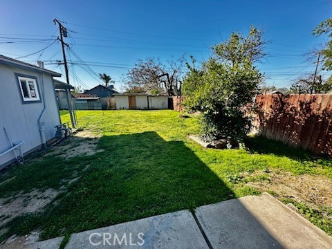 Detail Gallery Image 16 of 24 For 2707 2707 1/2 Center St, Bakersfield,  CA 93306 - 3 Beds | 2 Baths