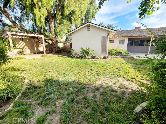 1463 Strawberry Hill Road, Thousand Oaks CA: https://media.crmls.org/medias/db482044-b243-4473-90ed-487a89b5e0ac.jpg