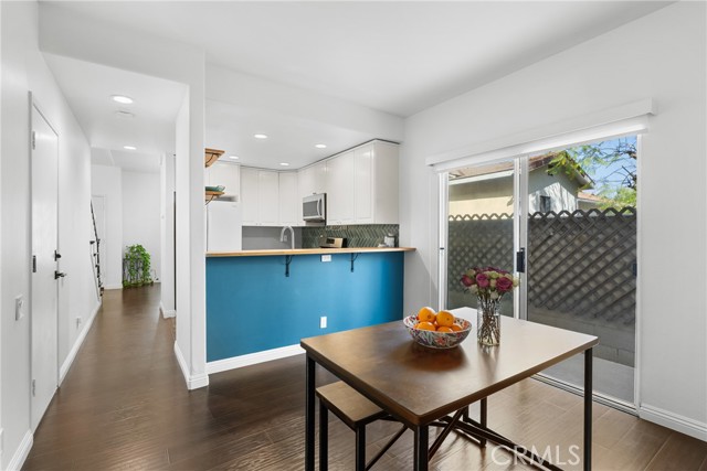 Detail Gallery Image 9 of 34 For 389 Ralcam Pl, Costa Mesa,  CA 92627 - 3 Beds | 2/1 Baths