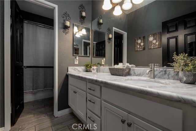 Detail Gallery Image 14 of 29 For 13946 Moqui Way, Corona,  CA 92883 - 4 Beds | 2 Baths