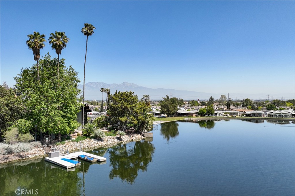 MLS #OC25275602 image #37