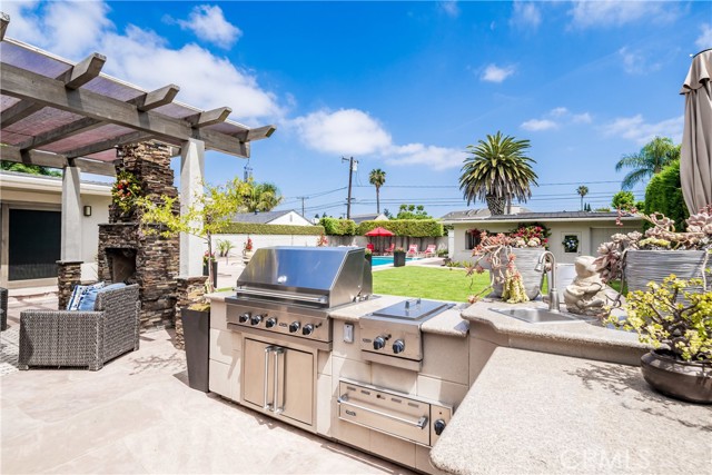 1031 E Andrews Drive, Long Beach CA: https://media.crmls.org/medias/db48d617-e3cd-4643-833b-2e5be437ae3b.jpg
