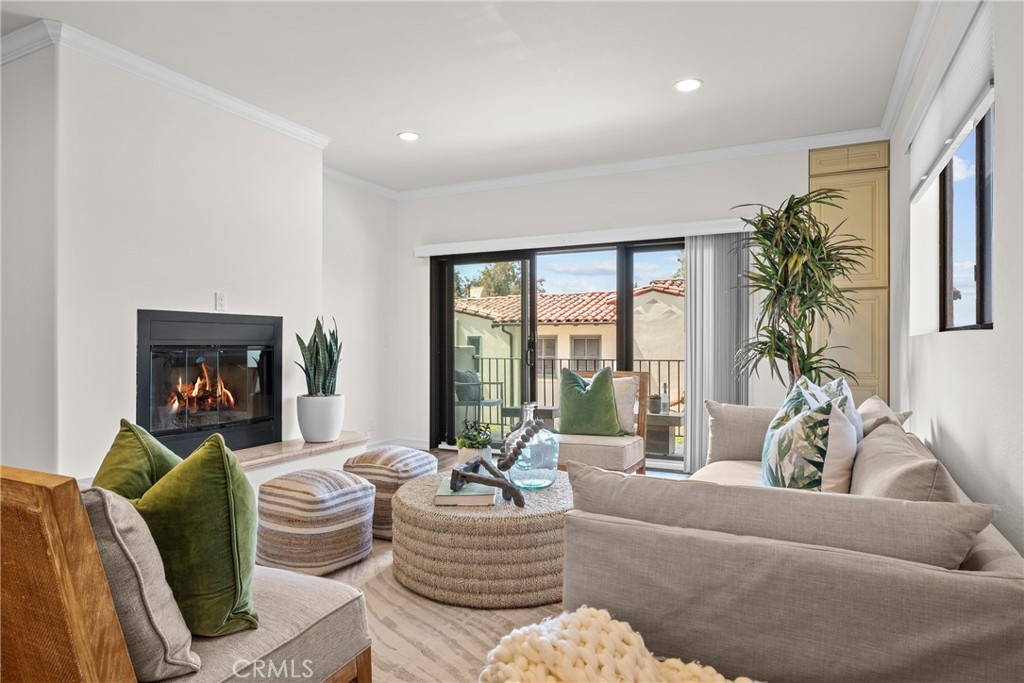 2357 Palos Verdes Drive W #3