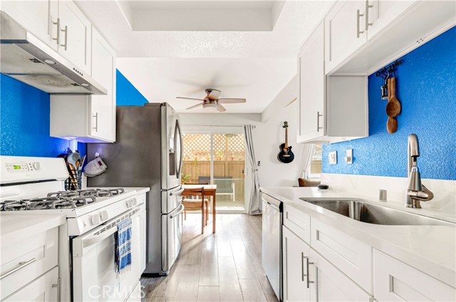 26422 Paseo Carmel, San Juan Capistrano CA: https://media.crmls.org/medias/db4a8243-4728-479a-a5eb-3bdfed877d26.jpg