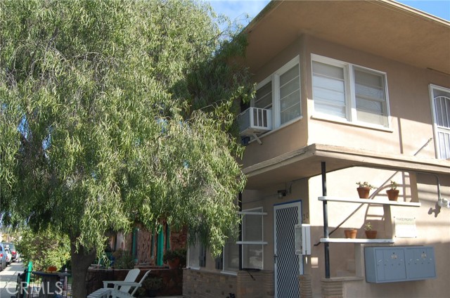 Detail Gallery Image 9 of 22 For 20 Roycroft Ave, Long Beach,  CA 90803 - – Beds | – Baths