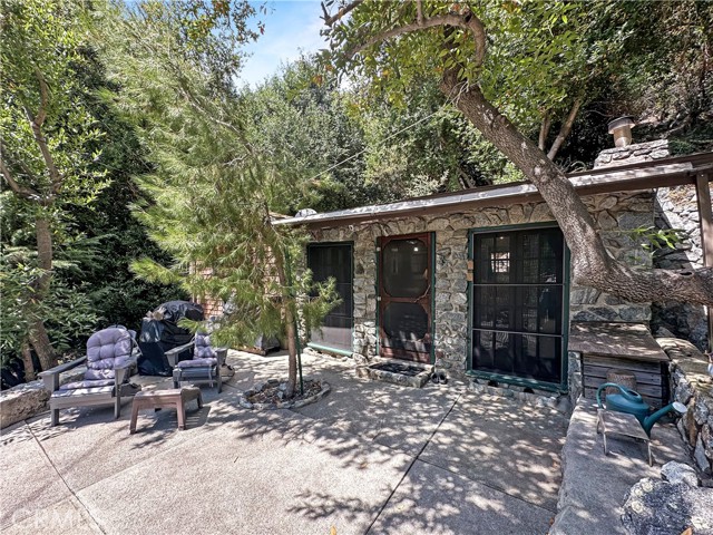 Detail Gallery Image 2 of 13 For 49 Ice House Canyon Rd, Mt Baldy,  CA 91759 - 1 Beds | 1 Baths