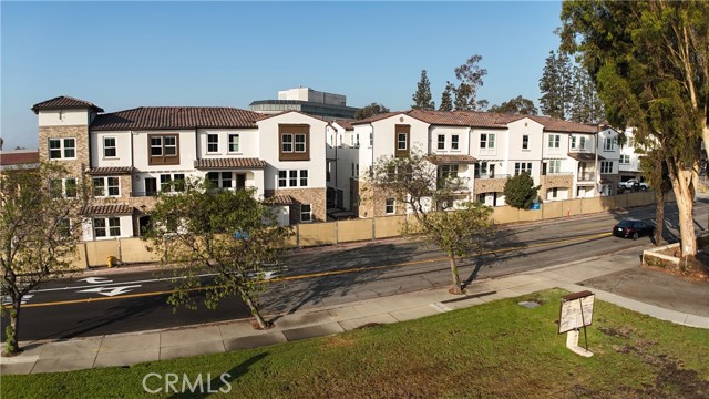 Detail Gallery Image 1 of 3 For 9827 La Serna Dr #4,  Whittier,  CA 90605 - 3 Beds | 3/1 Baths