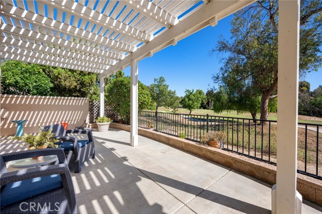 24217 Corte Cordoba, Murrieta CA: https://media.crmls.org/medias/db4bb07f-79b1-400d-8982-f9c6f8e59894.jpg