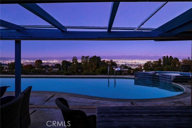 23 Coveview Drive, Rancho Palos Verdes, California 90275, 4 Bedrooms Bedrooms, ,2 BathroomsBathrooms,Residential,Sold,Coveview,SB22007892