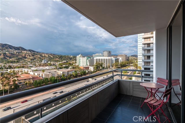 Detail Gallery Image 32 of 66 For 345 Pioneer Dr #1201,  Glendale,  CA 91203 - 2 Beds | 2 Baths