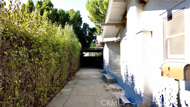 3688 Hoover Street, Riverside CA: https://media.crmls.org/medias/db4ed8da-3e64-422e-82a3-7f029efb1102.jpg