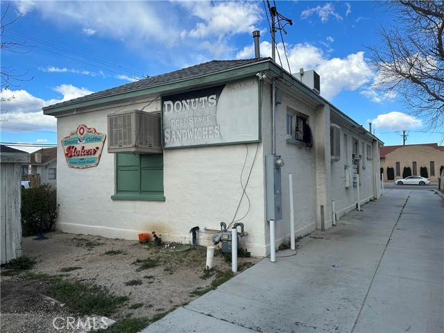 2320 Belshaw Street, Mojave, California 93501, ,Commercial Sale,For Sale,2320 Belshaw Street,CRSR24055078