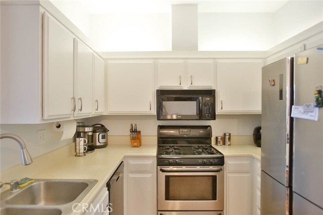 Image 3 for 8561 Meadow Brook Ave #105, Garden Grove, CA 92844
