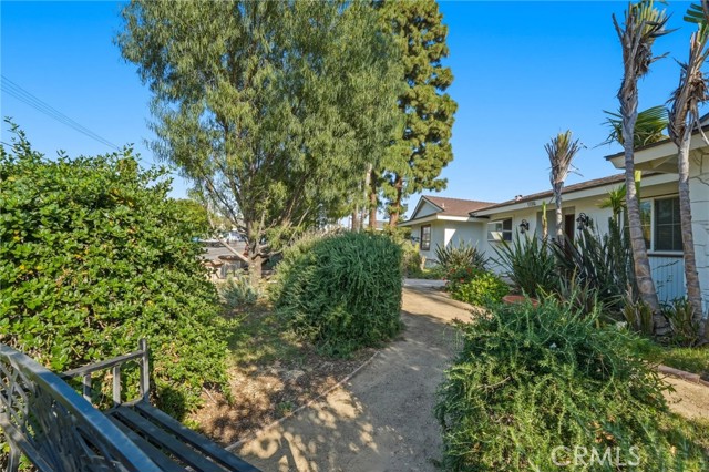 1110 E Meats Ave, Orange CA: https://media.crmls.org/medias/db4f5f64-f21e-4809-bb63-3560dcd08a63.jpg