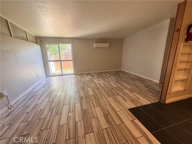 Detail Gallery Image 4 of 18 For 643 W Ramona, Rialto,  CA 92376 - 3 Beds | 1 Baths