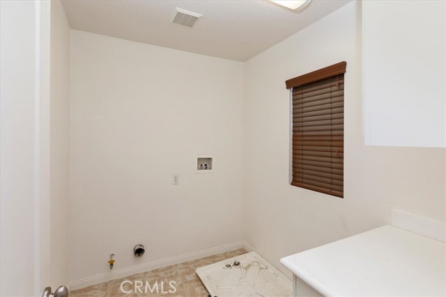 21567 Coral Rock Lane, Wildomar CA: https://media.crmls.org/medias/db4f8fe1-7c6c-4cab-a5fa-452d86b34d5d.jpg