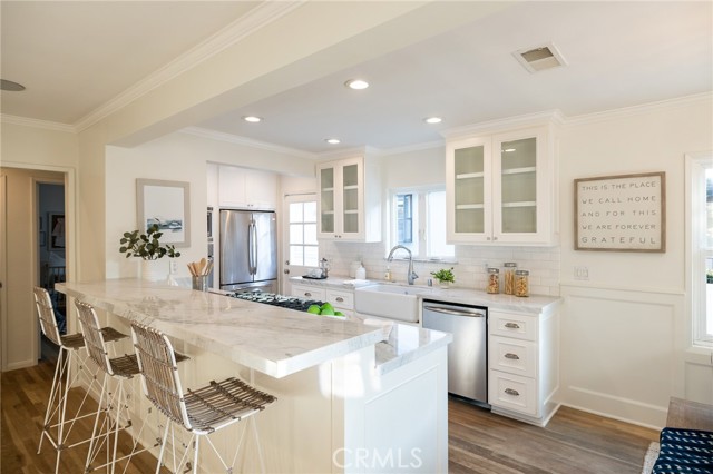 1500 Walnut Avenue, Manhattan Beach, California 90266, 3 Bedrooms Bedrooms, ,2 BathroomsBathrooms,Residential,Sold,Walnut,SB22011905