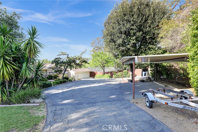 2307 Cameron Avenue, Covina CA: https://media.crmls.org/medias/db4fe5db-bc5c-499f-8880-ea4e9907c822.jpg