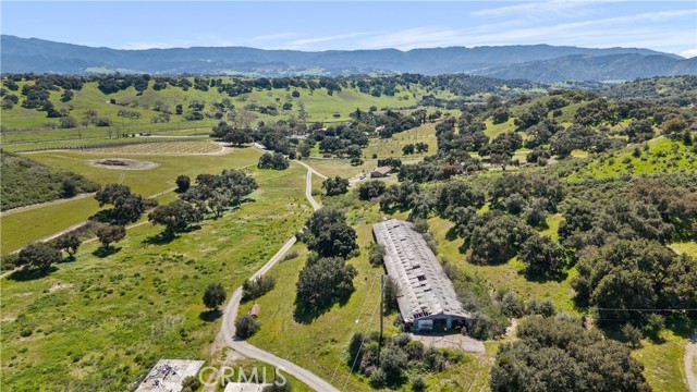 Detail Gallery Image 16 of 55 For 971 Canyon Ridge Rd, Solvang,  CA 93463 - 3 Beds | 2 Baths