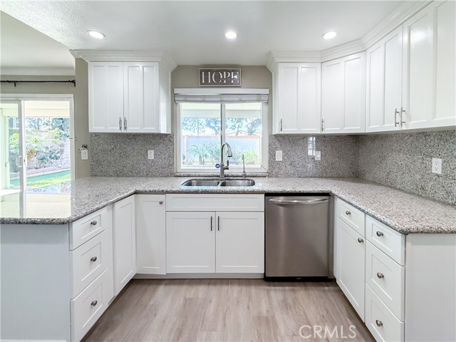 Detail Gallery Image 17 of 65 For 2714 Blue Fox, Ontario,  CA 91761 - 3 Beds | 2/1 Baths