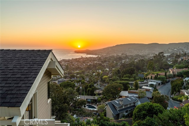 Detail Gallery Image 44 of 56 For 2108 Crestview Dr, Laguna Beach,  CA 92651 - 3 Beds | 2 Baths