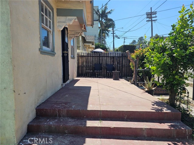 224 N Bixel, Los Angeles CA: https://media.crmls.org/medias/db516fd9-260f-4872-a099-ea4a6f62323d.jpg