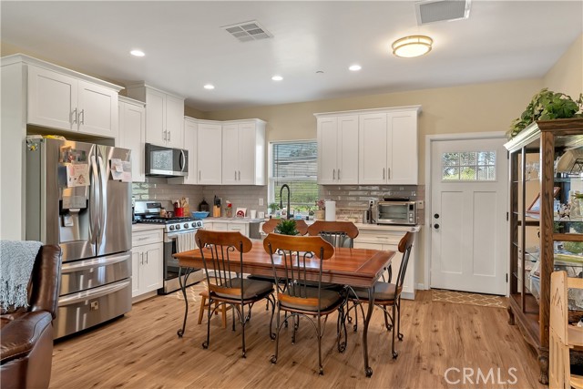 Detail Gallery Image 6 of 21 For 8588 8590 Ridgecrest, Paradise,  CA 95969 - – Beds | – Baths