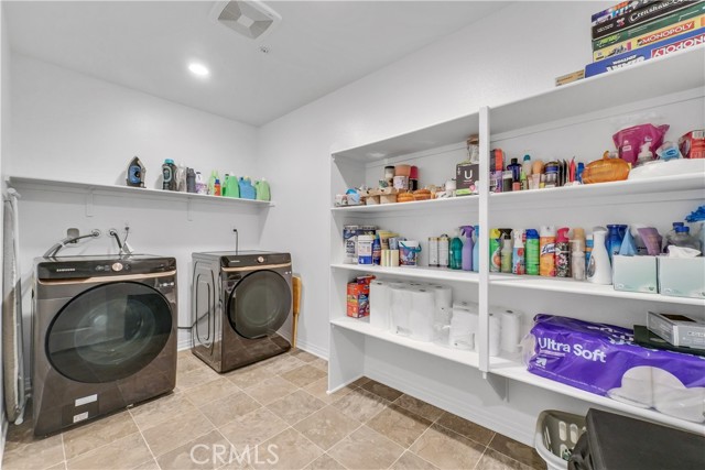 Detail Gallery Image 30 of 49 For 2493 Gunner Ridge Way, Rialto,  CA 92377 - 3 Beds | 2/1 Baths