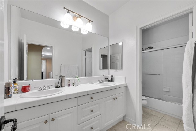1832 Catlin Street, Fullerton CA: https://media.crmls.org/medias/db5270a7-e3ba-428c-b6ad-d86f17302d69.jpg